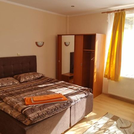 Hotel Felix Sebesrom Kültér fotó